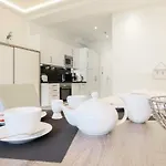 Baltic 아파트